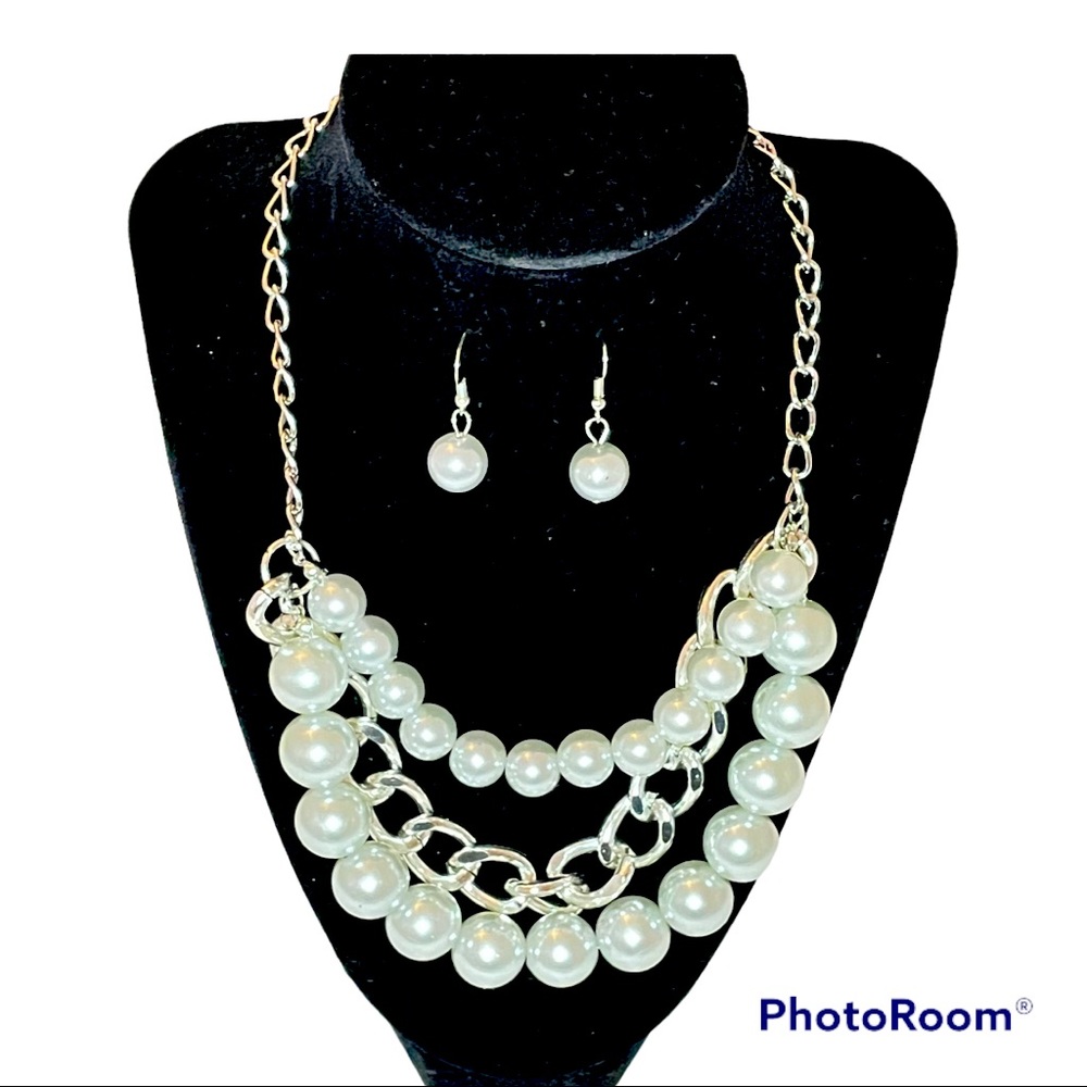Fashion Pearl Statement Necklace Set